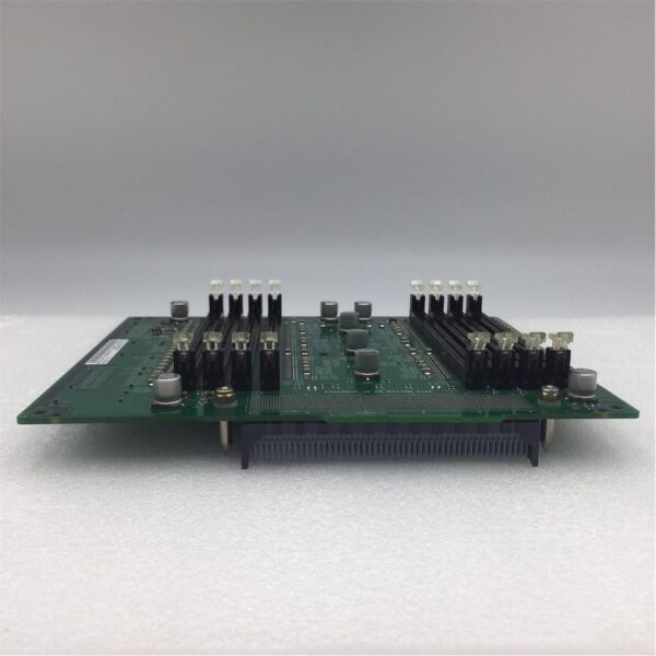 IBM X SERIES 365 8 SLOT MEMORY BOARD 73P7209 - Image 2