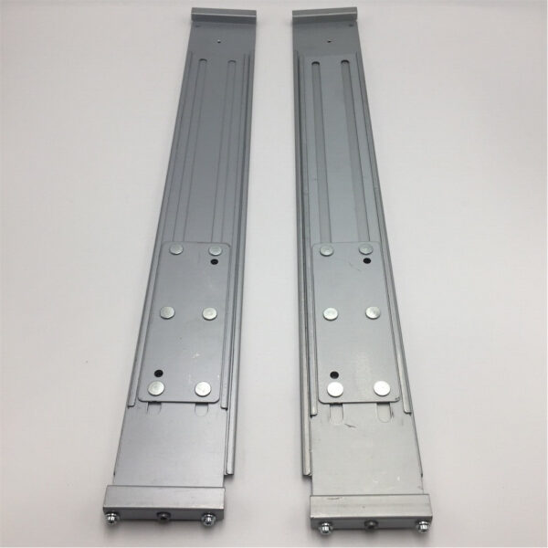 IBM V7000 Rail Kit 00AR070 " NO Screws" - Image 2