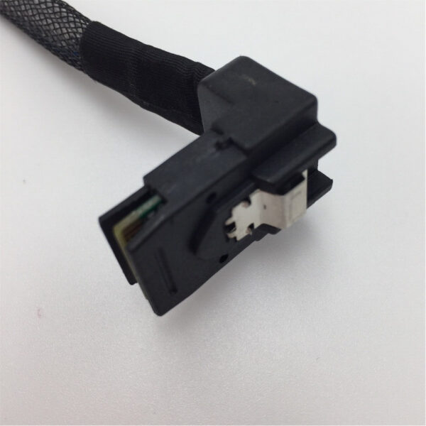 SUN Mini SAS Cable SSF-8087 to 90 deg SFF-8087 450mm 530-4419-02 - Image 4