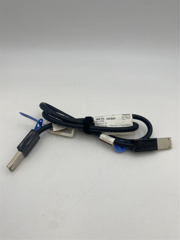 IBM 1M SFF-8088 EXTERNAL MINI SAS CABLE 44V4041