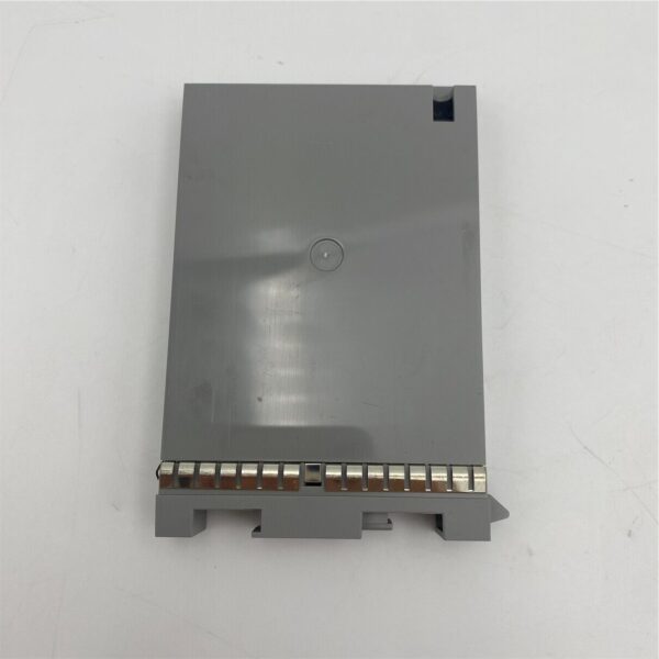 Cisco UCS 2.5 inch HDD filler 800-36336-01 - Imagen 3