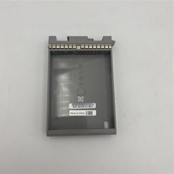 Cisco UCS 2.5 inch HDD filler 800-36336-01 - Imagen 5