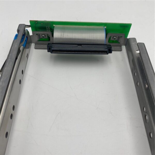 IBM 80 PIN F50 DRIVE CAGE 76H7291 - Imagen 5
