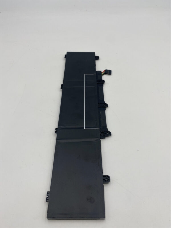 Lenovo ThinkPad E14 3cell 45 Wh 11.1V Battery Date Code: 2021 5B10X02603 - Image 4