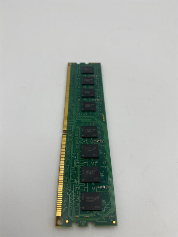 CRUCIAL 8GB 2RX8 PC3-12800U DDR3-1600MHZ UDIMM "Desktop Memory" CT102464BA160B - Imagen 5