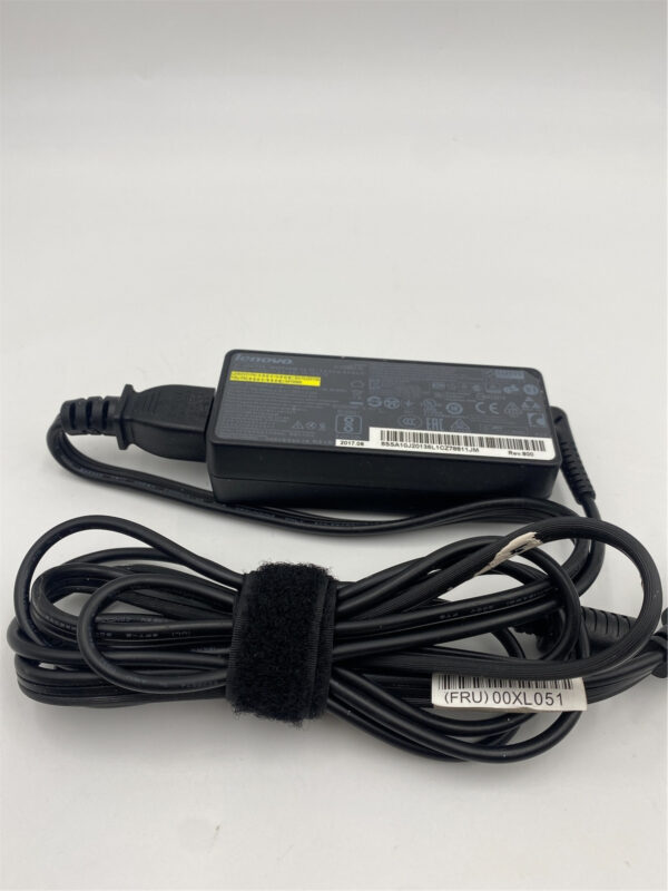 Lenovo AC ADAPTER 65W 100-240Vac 3P 00PC757 54Y8999 54Y8964 54Y8983 5A10V03248 - Imagen 4