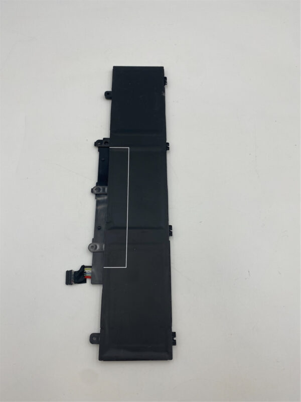 Lenovo BATTERY 3cell 57 Wh 11.52V Date Code 2021/05 5B11C73245 5B11C73244 - Image 3