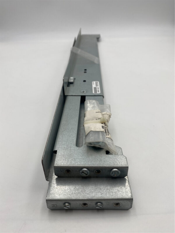 IBM EXP3000/DS3000 RAIL KIT 39R6550