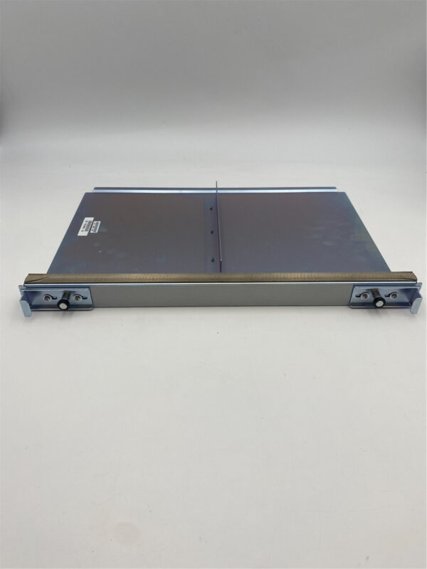 EMC DCX Slot Filler Panel 105-000-143 49-1000294-05