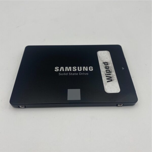SAMSUNG 860 EVO 250GB SATA 2.5 SSD MZ-76E250 MZ7LH250HAHQ