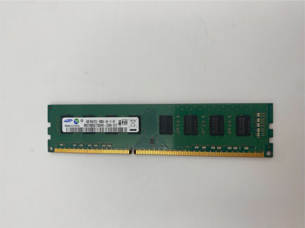 Samsung 4GB DDR3 2RX8 PC3-10600U 89Y9224 497158-D88 64Y9570 M378B5273DH0-CH9