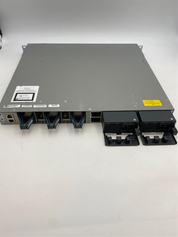 Cisco Catalyst 3850 48 Port Full PoE LAN Base WS-C3850-48F-L “No OS Loaded”