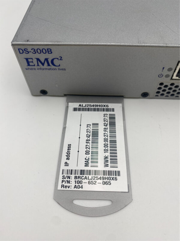 EMC DS-300B 8/24 Active Ports Switch 8Gb FC Ports W/8x57-10000117-01 100-652-065 - Imagen 7