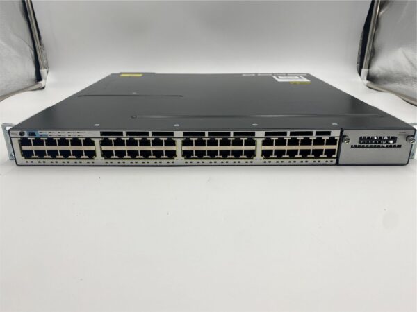Cisco Catalyst 3750X 48 Port Full PoE LAN Base with Ears Fans & 1 x PS - Imagen 2