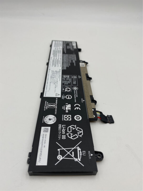 Lenovo BATTERY 11.1V 45 Wh 3cell Date Code: 2020.05 5B10X02603 5B10X02606