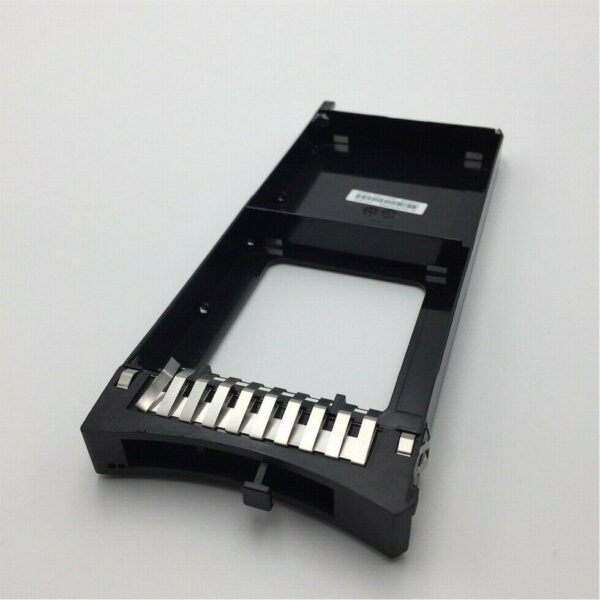 IBM 2.5'' BAY FILLER TRAY SFF StorWize 45W8680