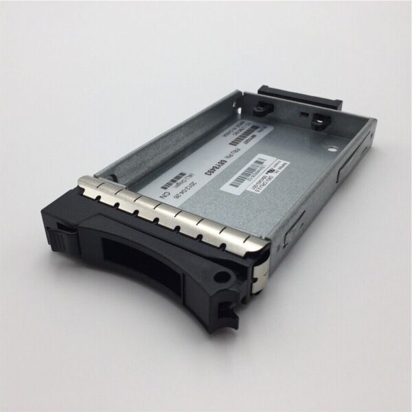 IBM DS3524 SFF HARD DRIVE FILLER 68Y8493 69Y0257