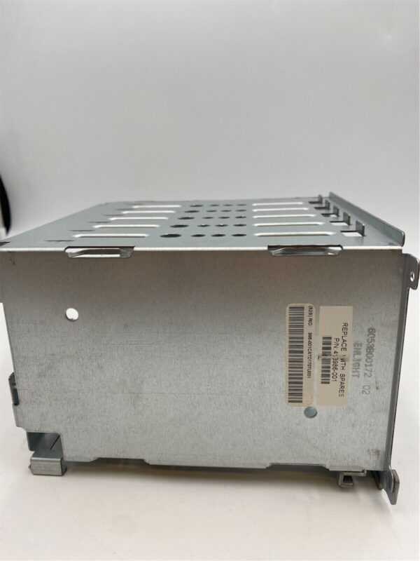HP 6-bay SAS/SATA large form-factor (LFF) hard drive cage 413986-001 - Image 5