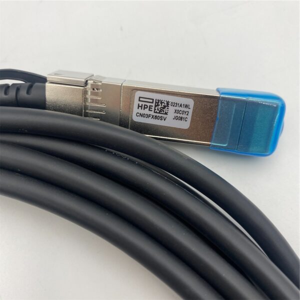 HP X240 10G SFP + SFP + 5M DAC CABLE JG081C - Imagen 3
