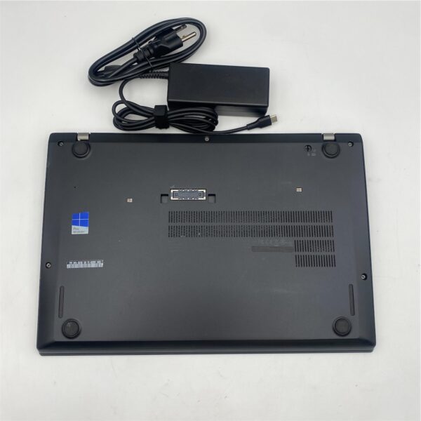 Lenovo ThinkPad T460s i7-6600U 8GB RAM 180GB SSD "scratches" - Image 5