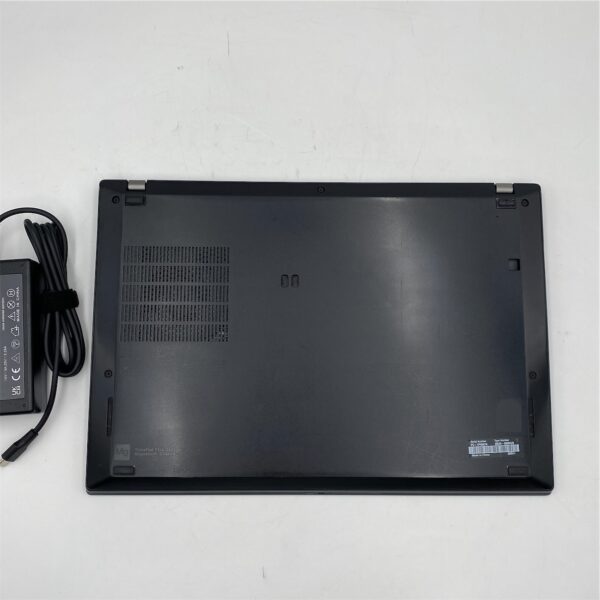 Lenovo ThinkPad T14s AMD Ryzen 5 4650U 8GB RAM 256GB SSD *Defective USB port* - Image 5