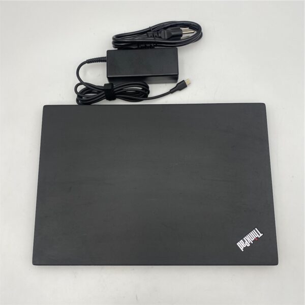 Lenovo ThinkPad T490 I7-8665U 8GB RAM 256 GB SSD *Scratches* - Imagen 2