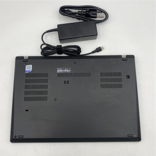 Lenovo ThinkPad T490 I7-8665U 8GB RAM 256 GB SSD *Scratches* - Imagen 5