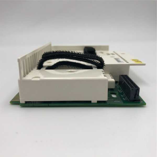 IBM POWER BACKPLANE BOARD AND PLASTIC COVER 44W4899 - Image 3