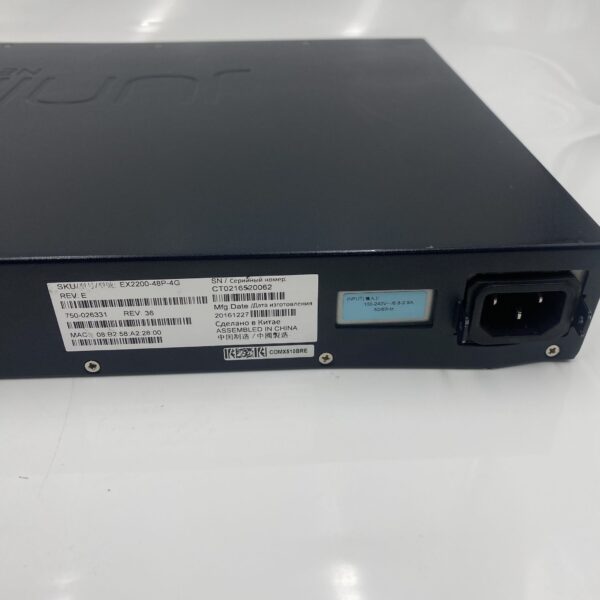 JUNIPER 48-PORT 10/100/1000 POE SWITCH *broken front plastic* EX2200-48P-4G - Image 4