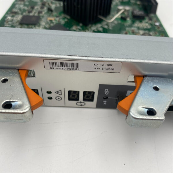 EMC LCC CONTROLLER CARD 25DRIVE 6G SAS 303-104-000E - Image 7