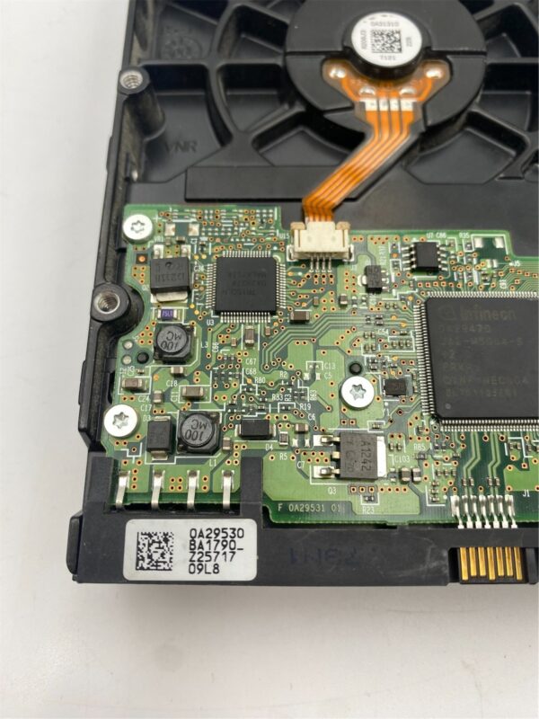 HITACHI 160GB 3.5" SATA 7200RPM 8MB drive0A33983 0A31710 0A33932 0A33535 - Imagen 5
