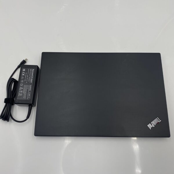 Lenovo ThinkPad T480s I7-8650U 8GB RAM 256 SSD Batt: 52% - Image 2