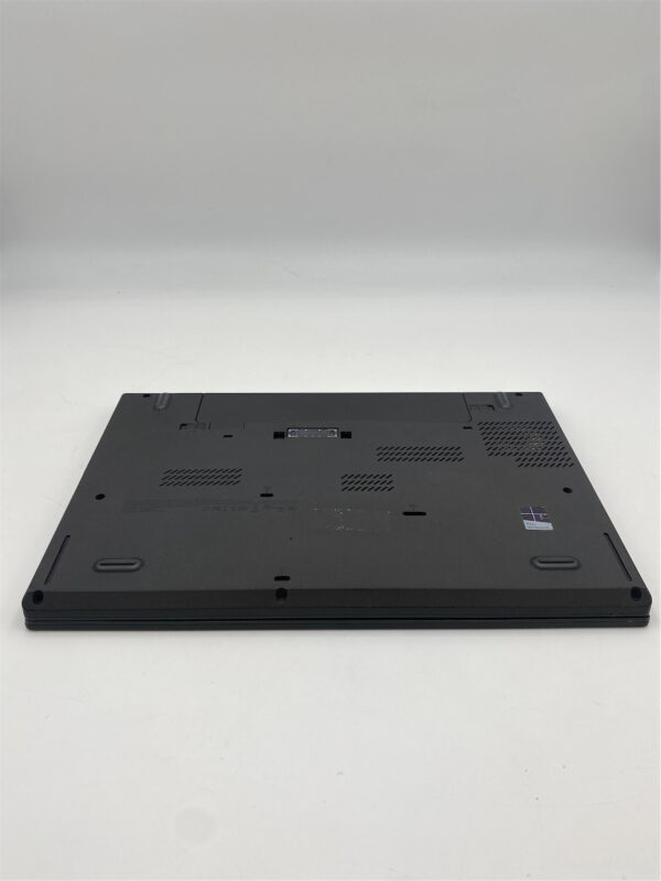 Lenovo ThinkPad T450 I5-5200U 8GB RAM 250 SSD (2 batts 81% 72%) - Image 3