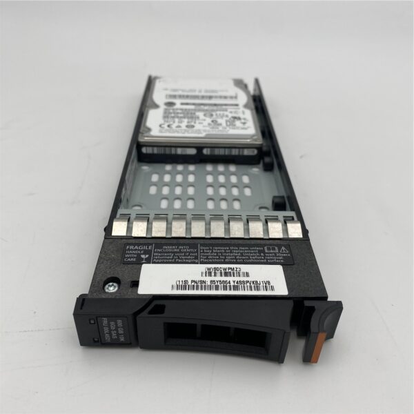 IBM V7000 600 GB 2.5-inch 10K HDD 00L4521 - Image 2