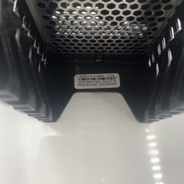 Lenovo ThinkSystem 8x1 2.5" HDD Filler 00WF662 - Image 4