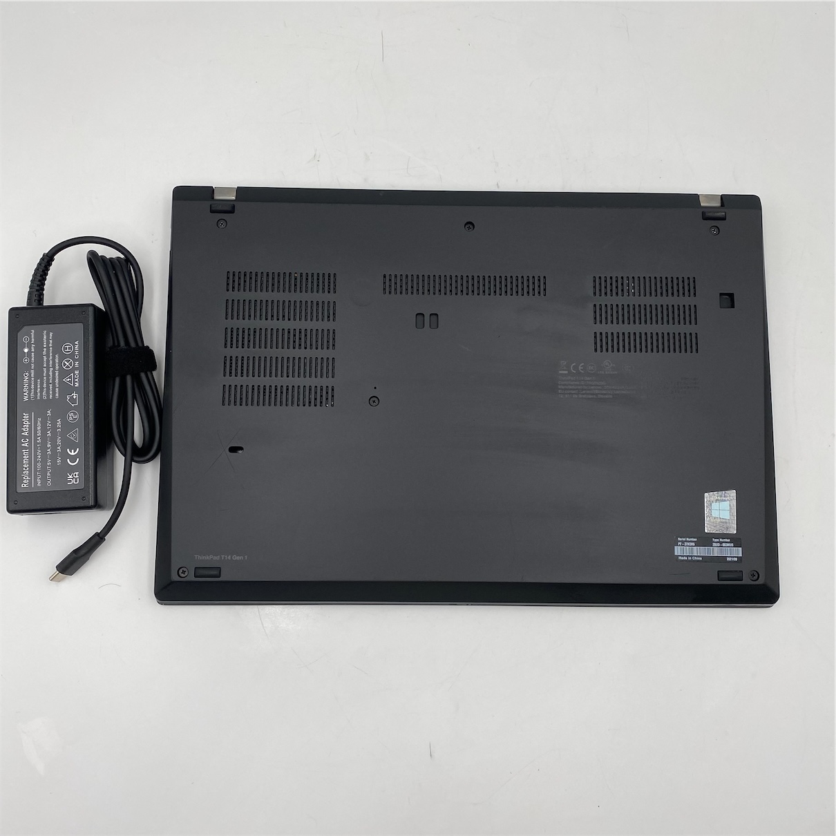 Lenovo ThinkPad T14 AMD Ryzen 5 4650U 8GB RAM 256GB SSD - Image 3