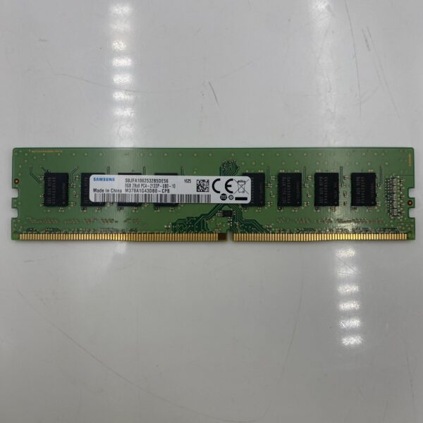 Samsung 8GB (1x8GB) 2RX8 PC4-17000P-U DDR4-2133MHZ UDIMM M378A1G43DB0-CPB