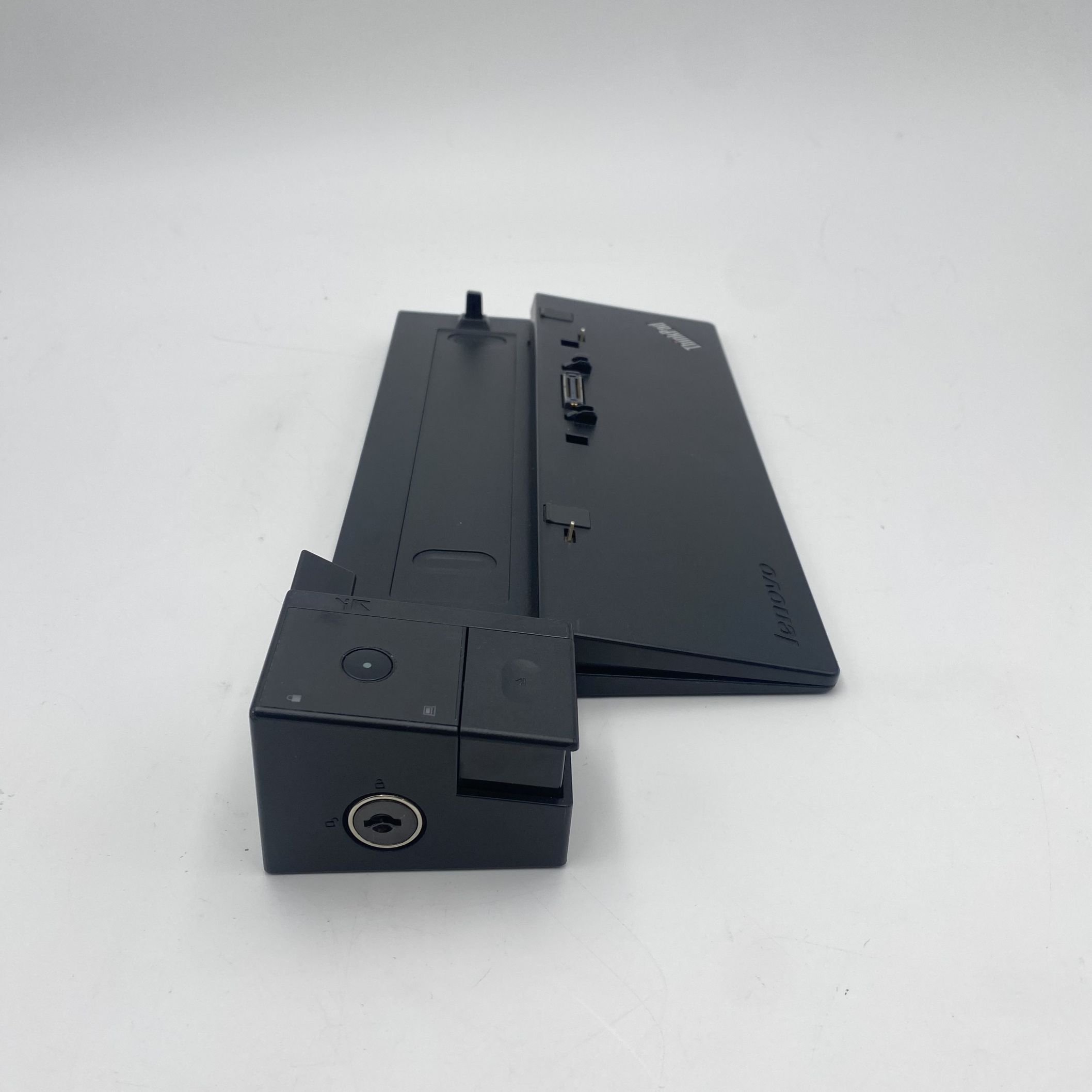 Lenovo ThinkPad Ultra Docking Station Port USB 3 *No Key/Unlocked* 00HM917 - Imagen 2