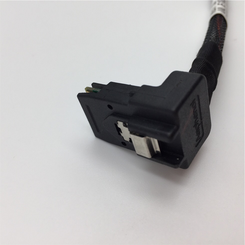 SUN Mini SAS SFF-8087 to 90 deg SFF-8087 345mm - Imagen 7