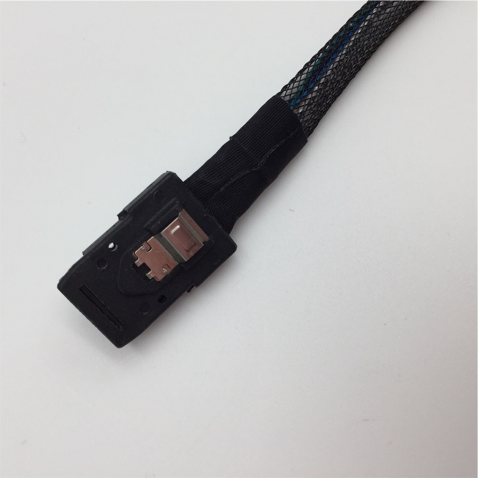 SUN Mini SAS SFF-8087 to 90 deg SFF-8087 345mm - Imagen 6