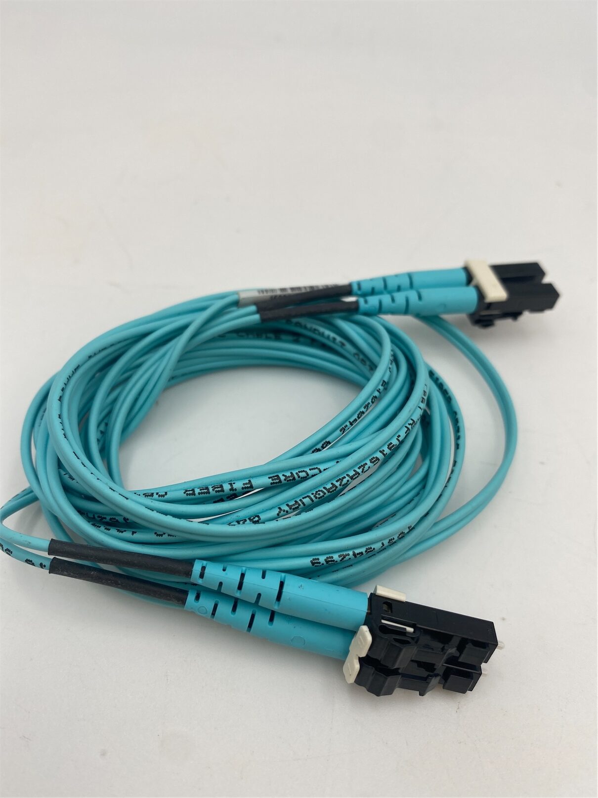 PANDUIT 3M CBL OM3 2 FIBER 1.6MM DUPLX PC LC-LC - Image 4