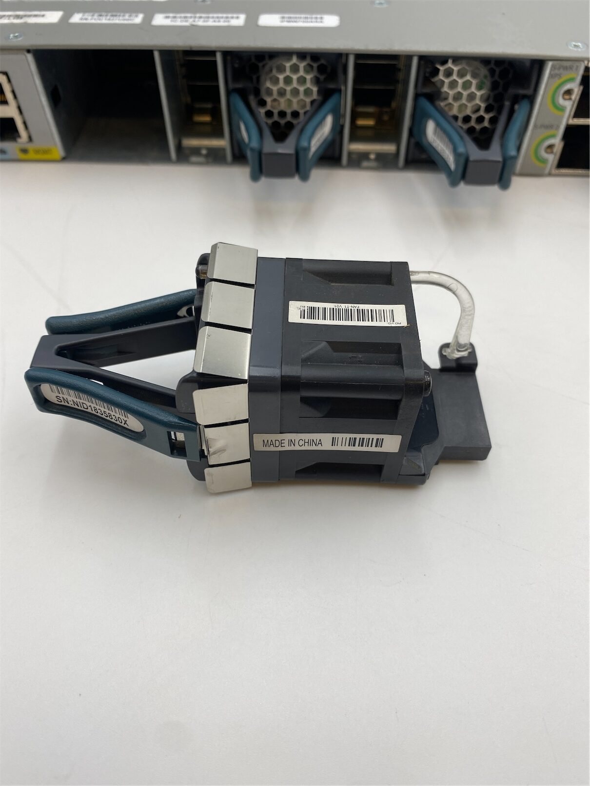 Cisco Catalyst 3850 48 Port Full PoE LAN Base - Image 2