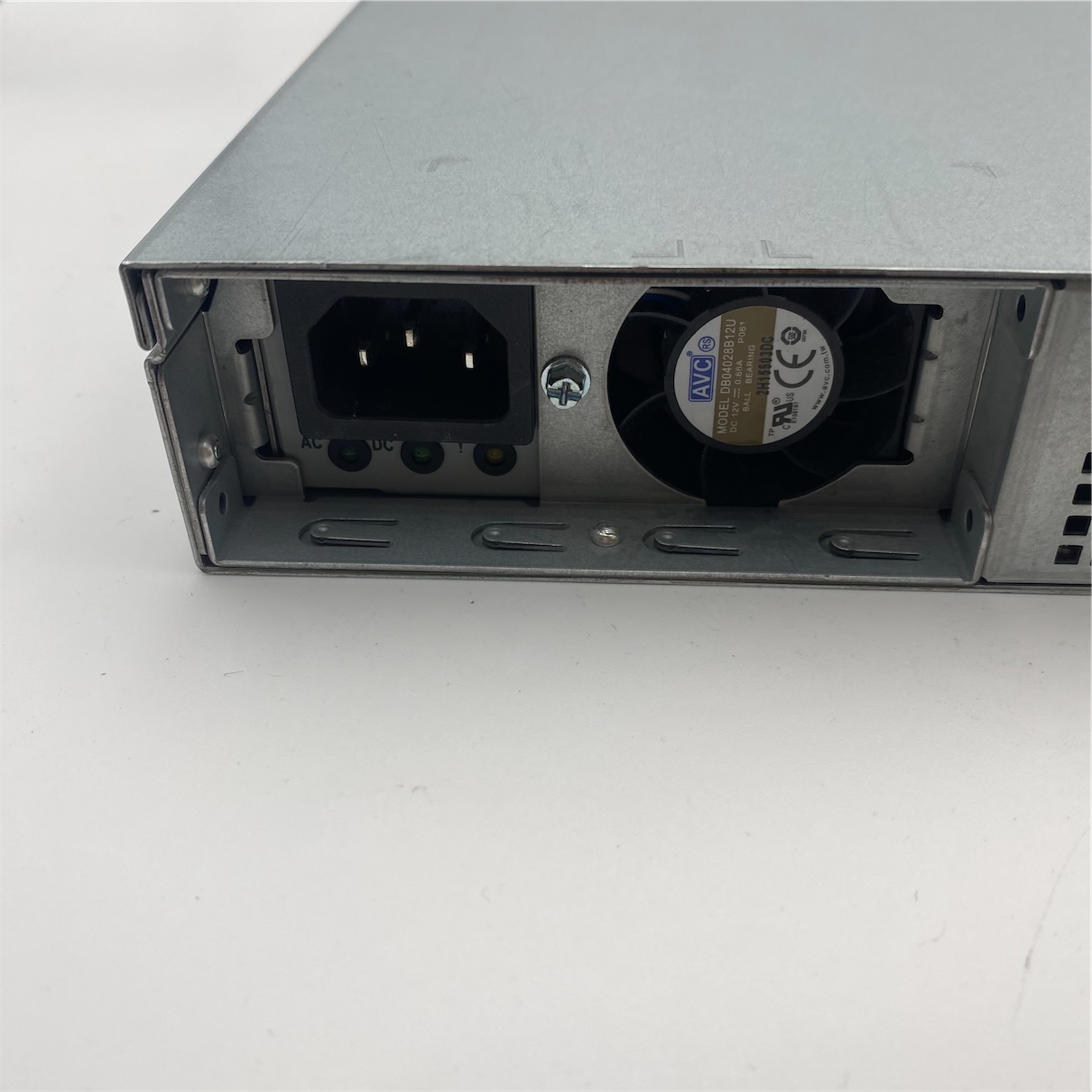 LENOVO SYSTEM X3250 M5 CTO - Imagen 4