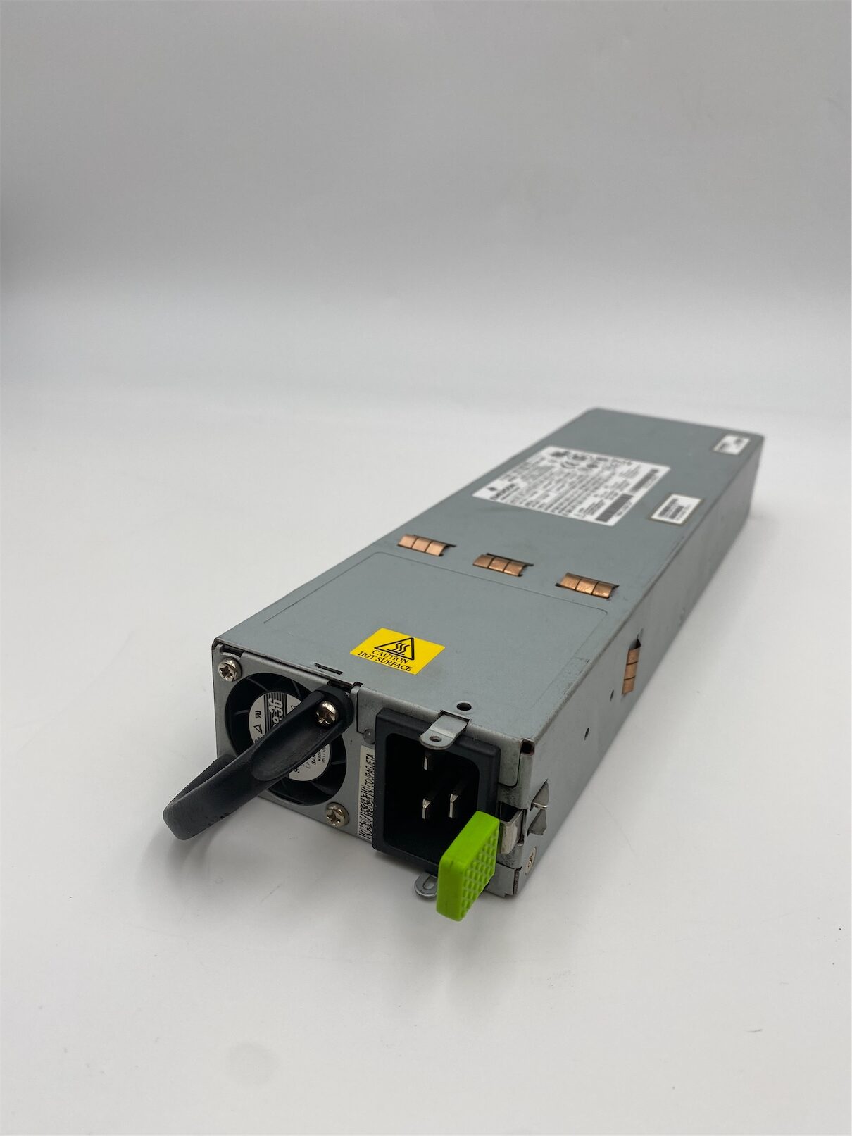 Juniper Emerson PSU 1200W AC for EX4500 Front to Back Airflo - Image 5