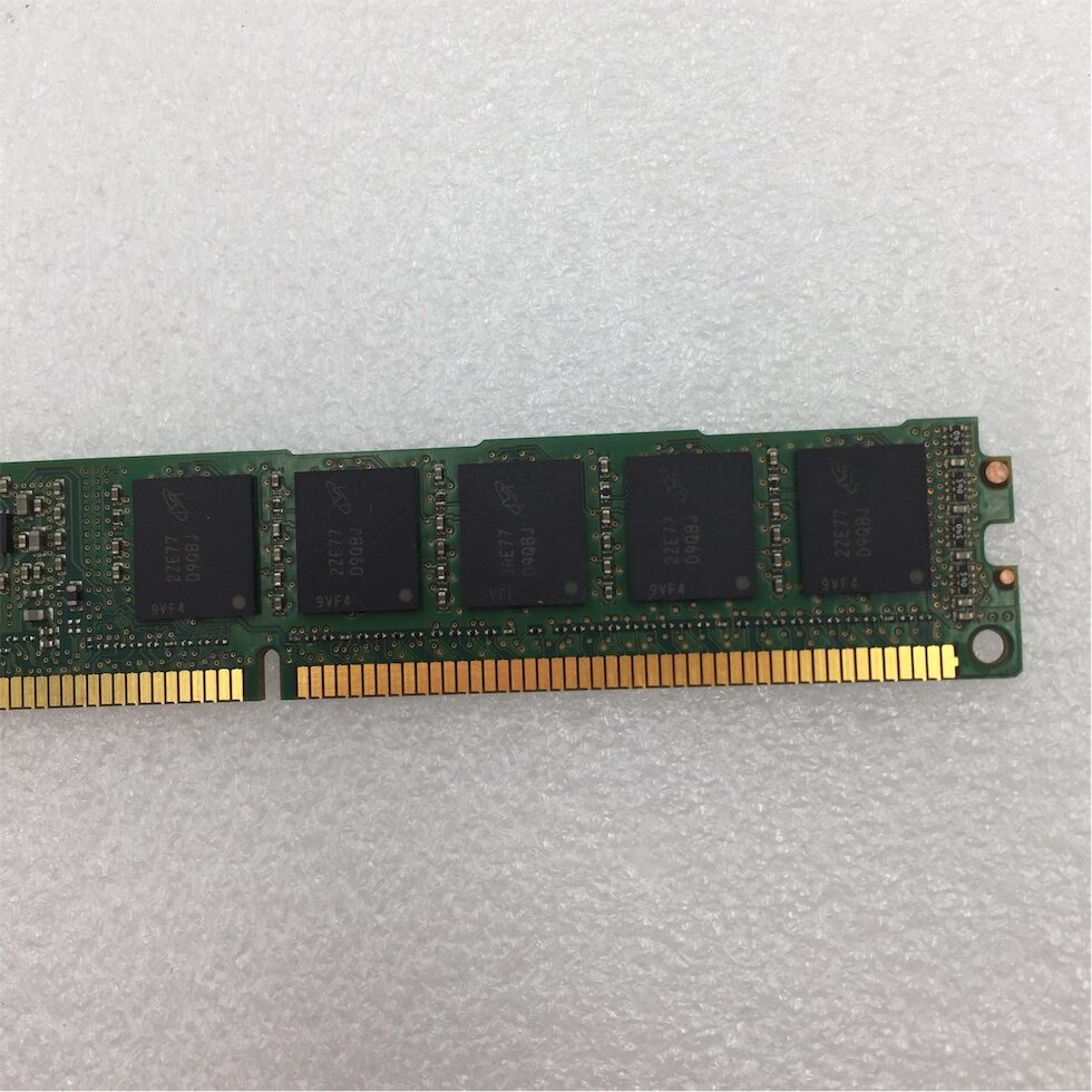 IBM 8GB (1x8GB) 2RX8 PC3L-10600R MEMORY DIMM - Image 6