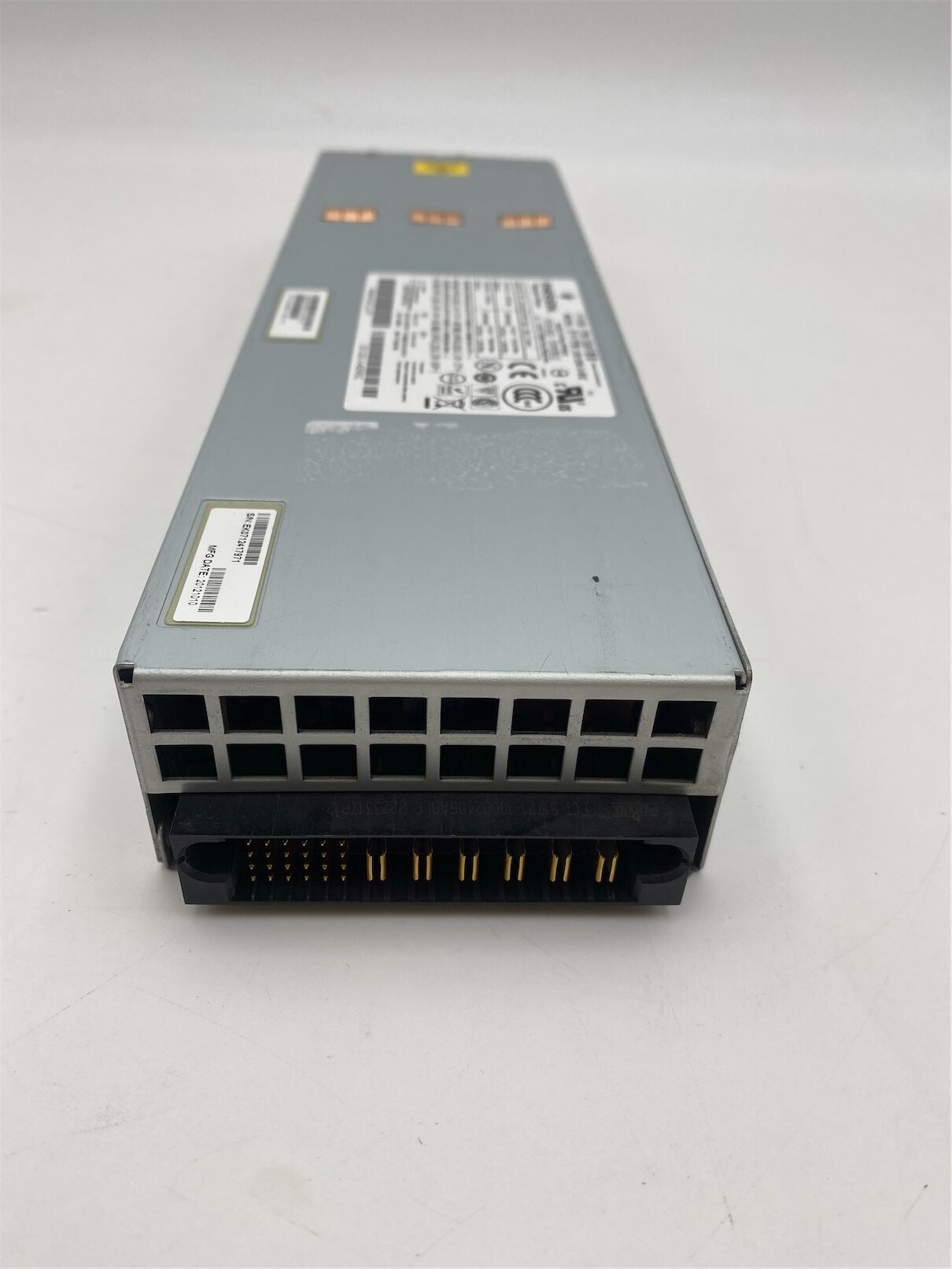 Juniper Emerson PSU 1200W AC for EX4500 Front to Back Airflo - Image 7