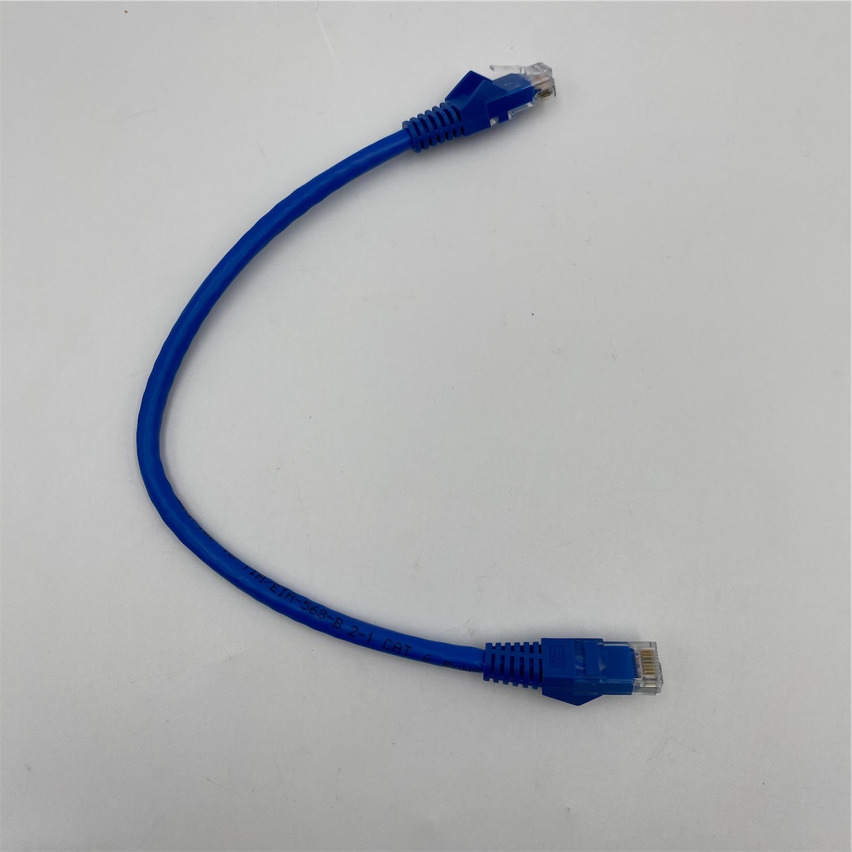 Tripp Lite 1ft Cat6 Gigabit Snagless Molded Patch Cable RJ45 - Image 6