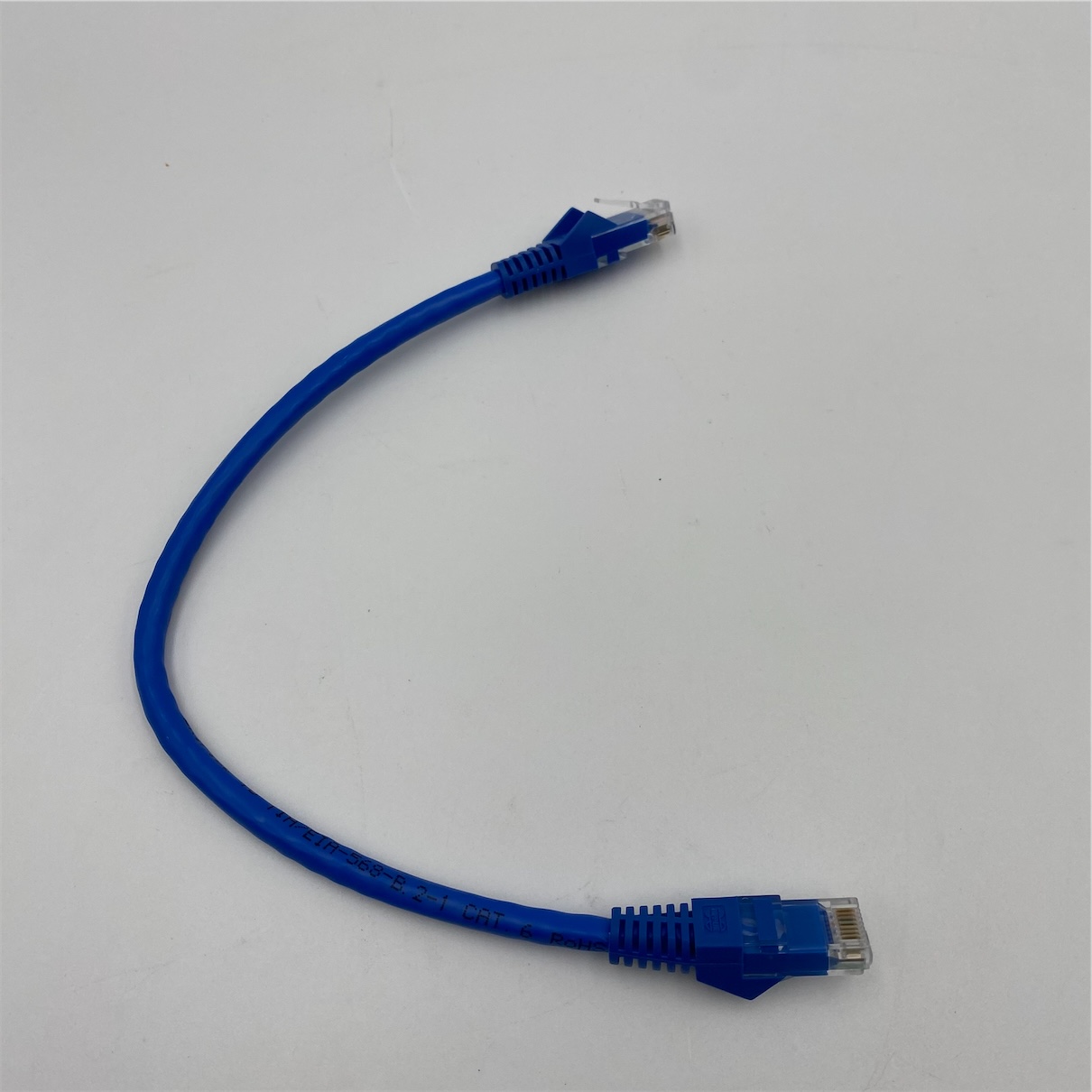 Tripp Lite 1ft Cat6 Gigabit Snagless Molded Patch Cable RJ45 - Image 7