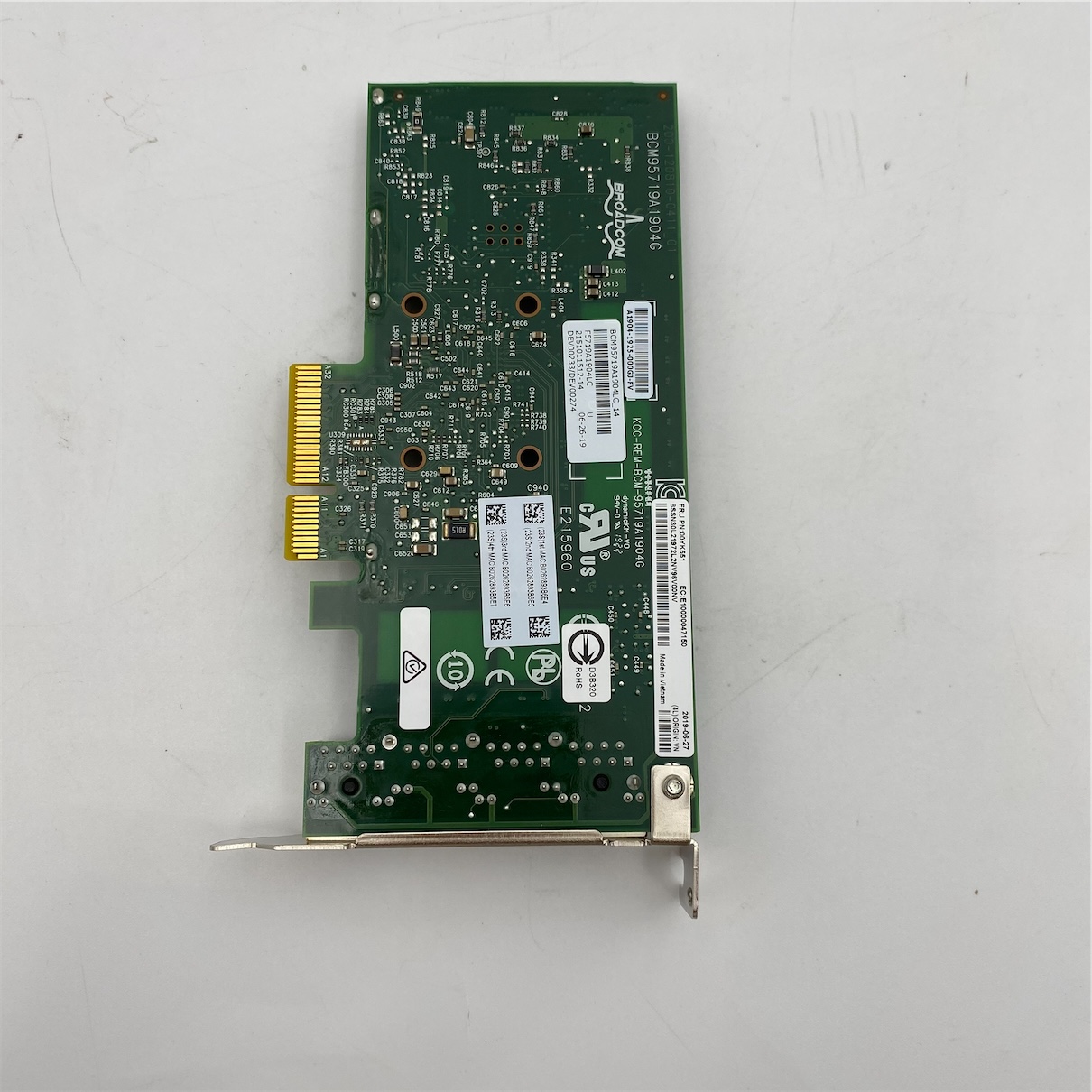 Lenovo Broadcom 5719 1GbE RJ45 4-Port PCIe Ethernet Adapter - Image 2