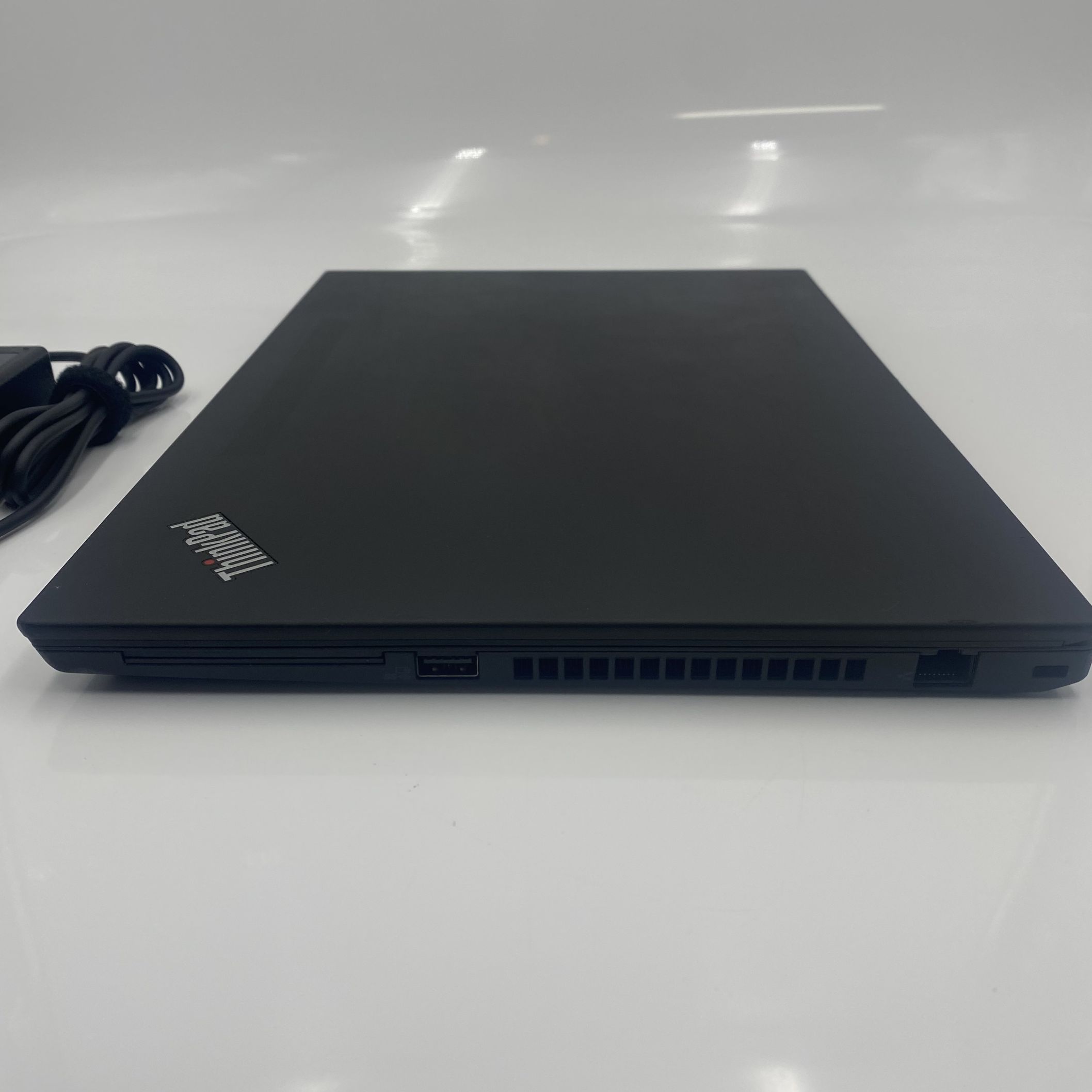 Lenovo ThinkPad T14 AMD Ryzen 5 4650U 8GB RAM 256GB SSD - Image 4